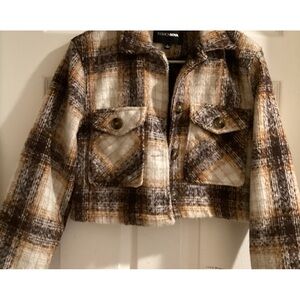 Fashion Nova Cropped Flannel Jacket